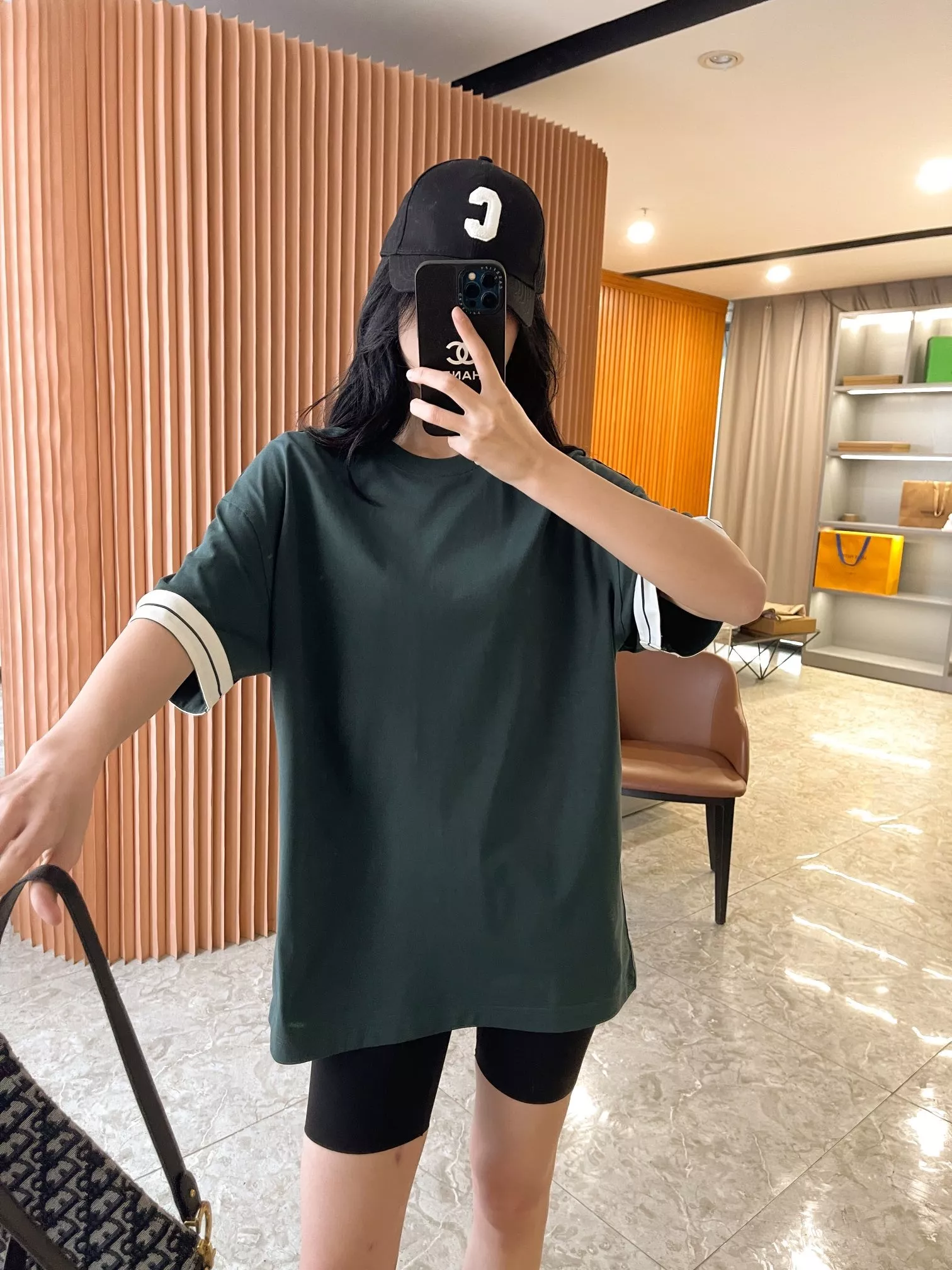 버버리 전마 로고 코튼 반팔 티셔츠 상세 이미지 91