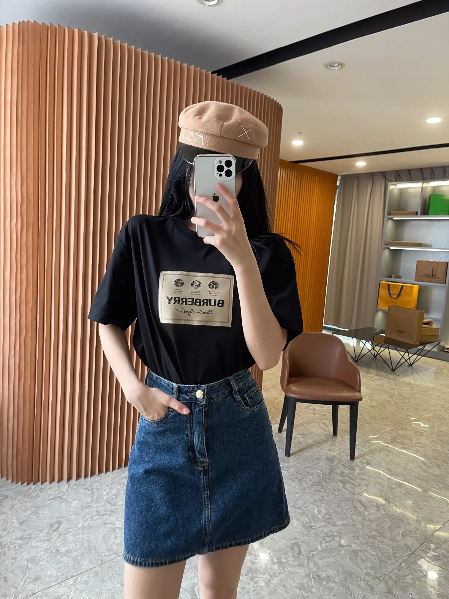 버버리 라벨 패치 루즈핏 코튼 반소매 상세 이미지 48
