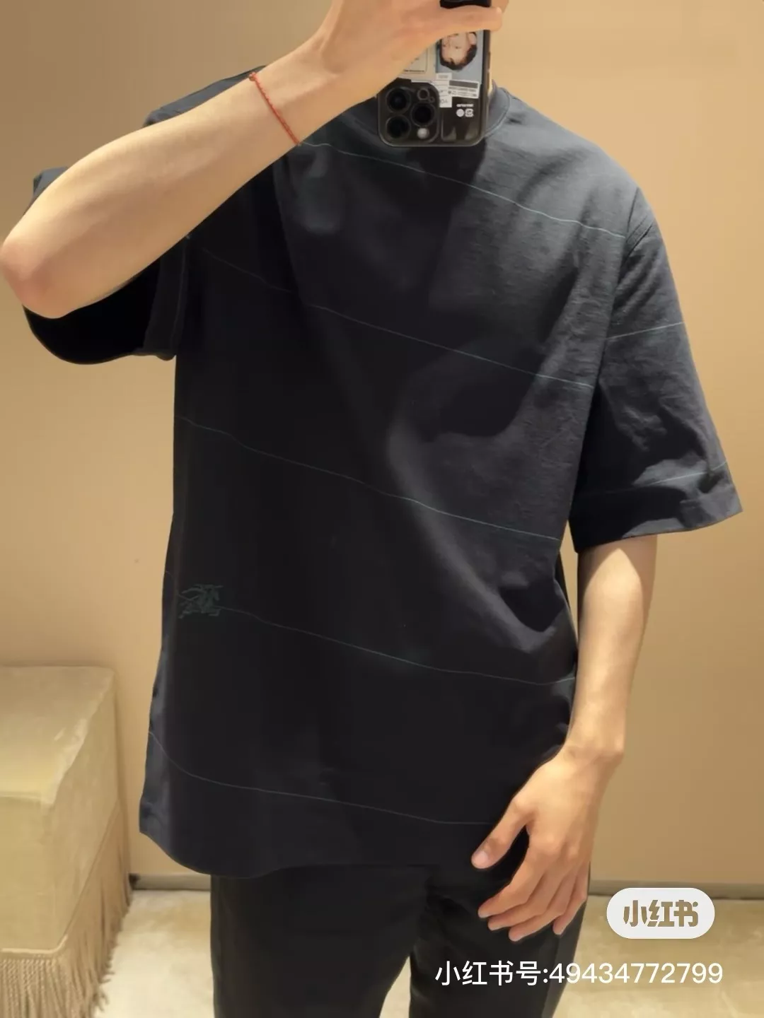버버리 라인 장식 전마 자수 코튼 반팔 상세 이미지 55