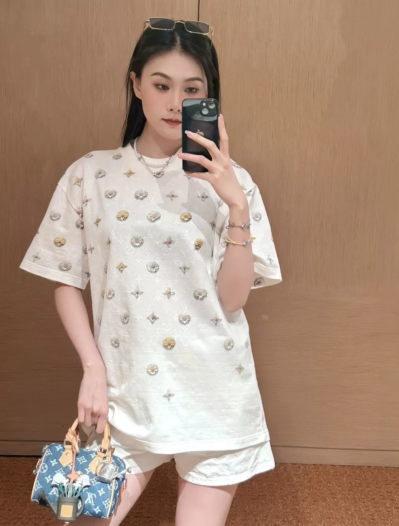 루이비통 모노그램 자카드 플라워 반소매 티 상세 이미지 9