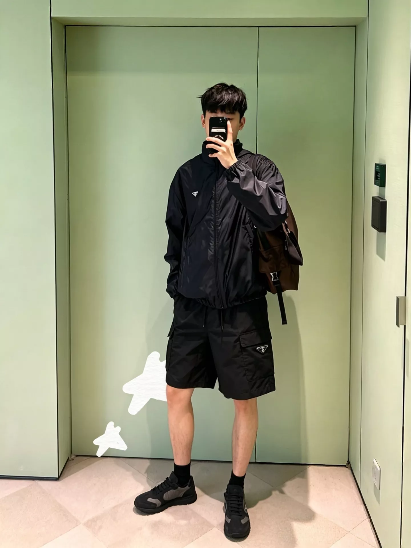 프라다 리나일론 플랩 카고 쇼츠 상세 이미지 12