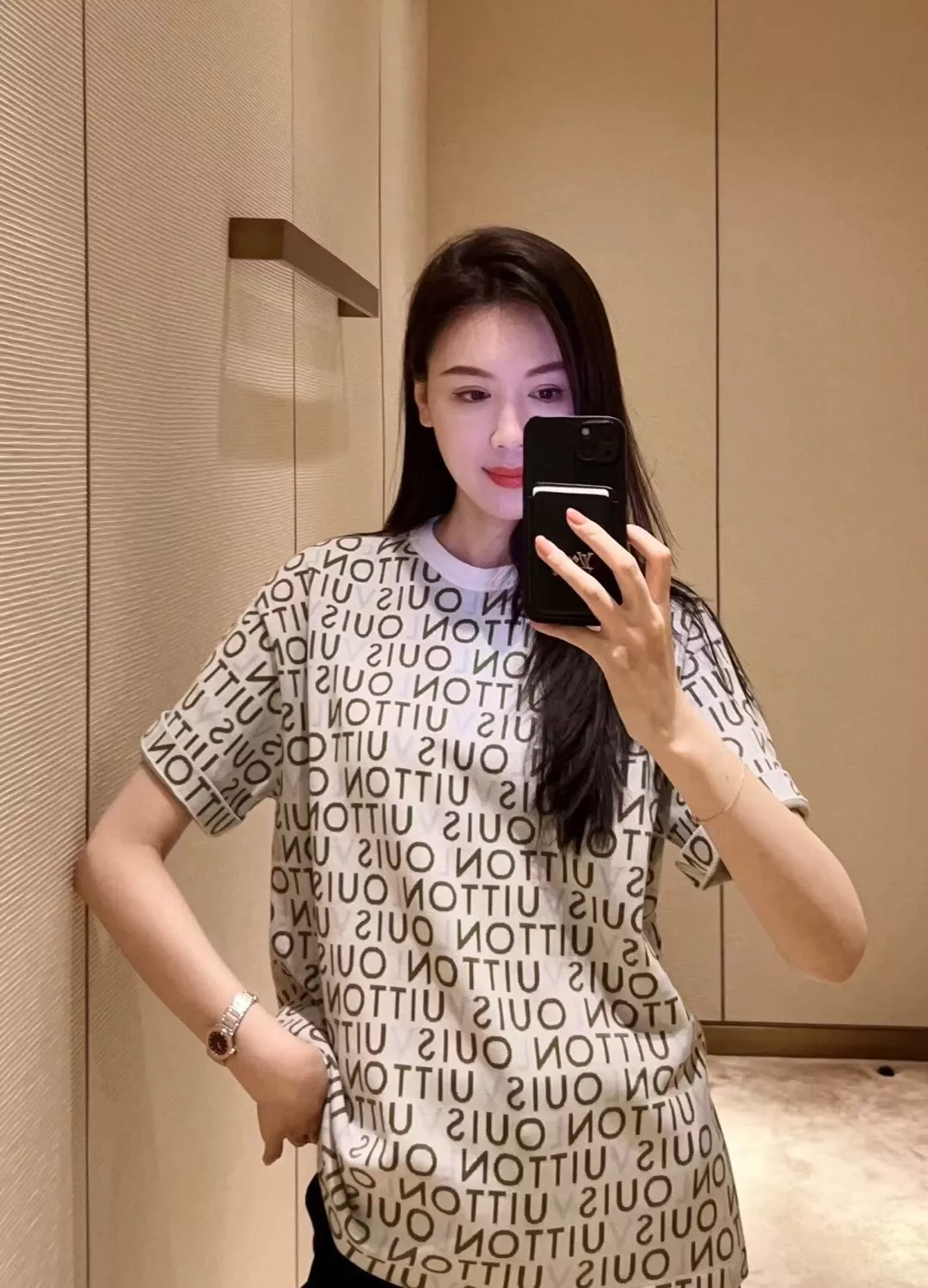 루이비통 자카드 메이즈 패턴 반팔 상의 상세 이미지 18