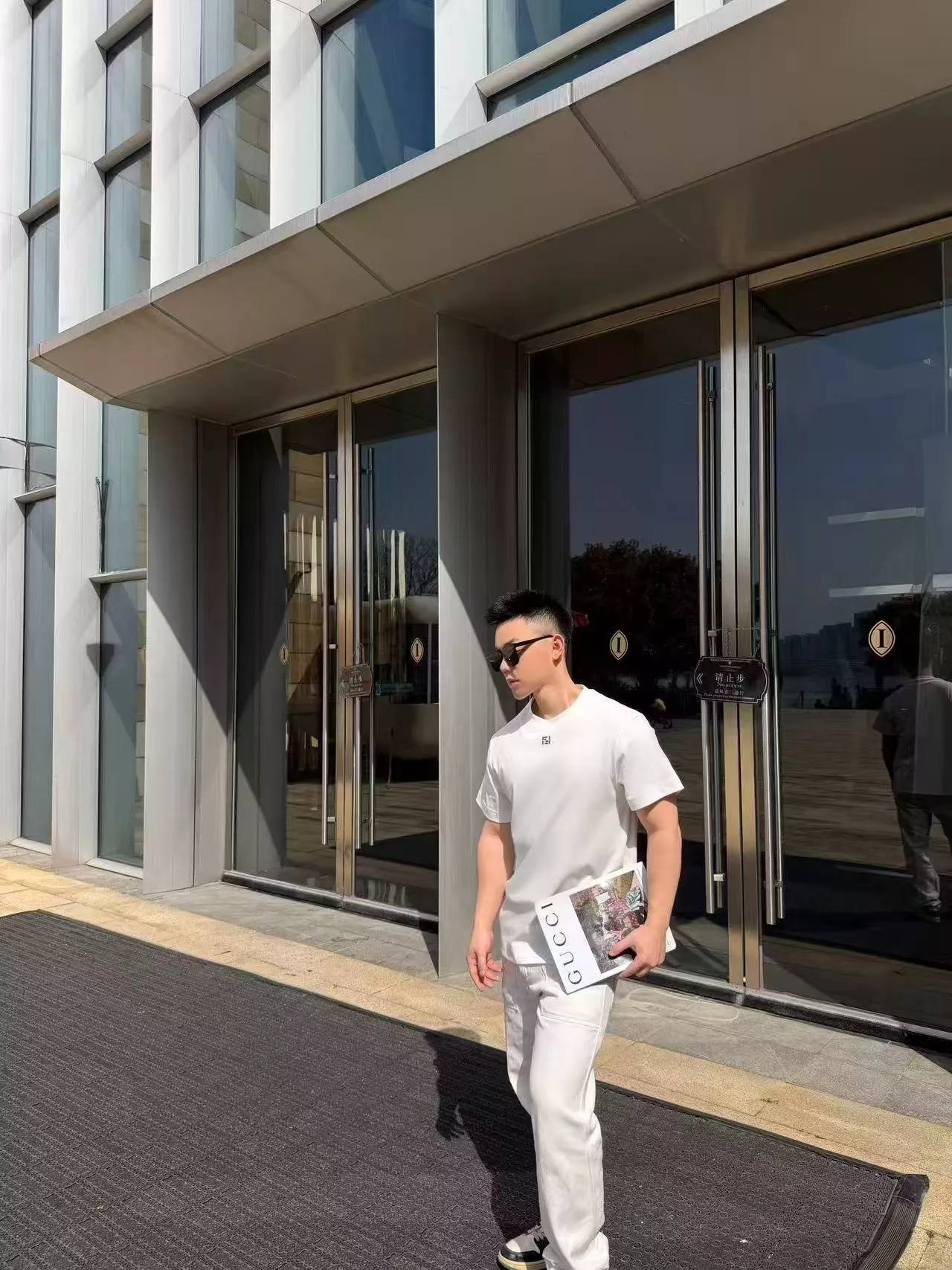 펜디 더블에프 자수 라운드 반소매 티 상세 이미지 15