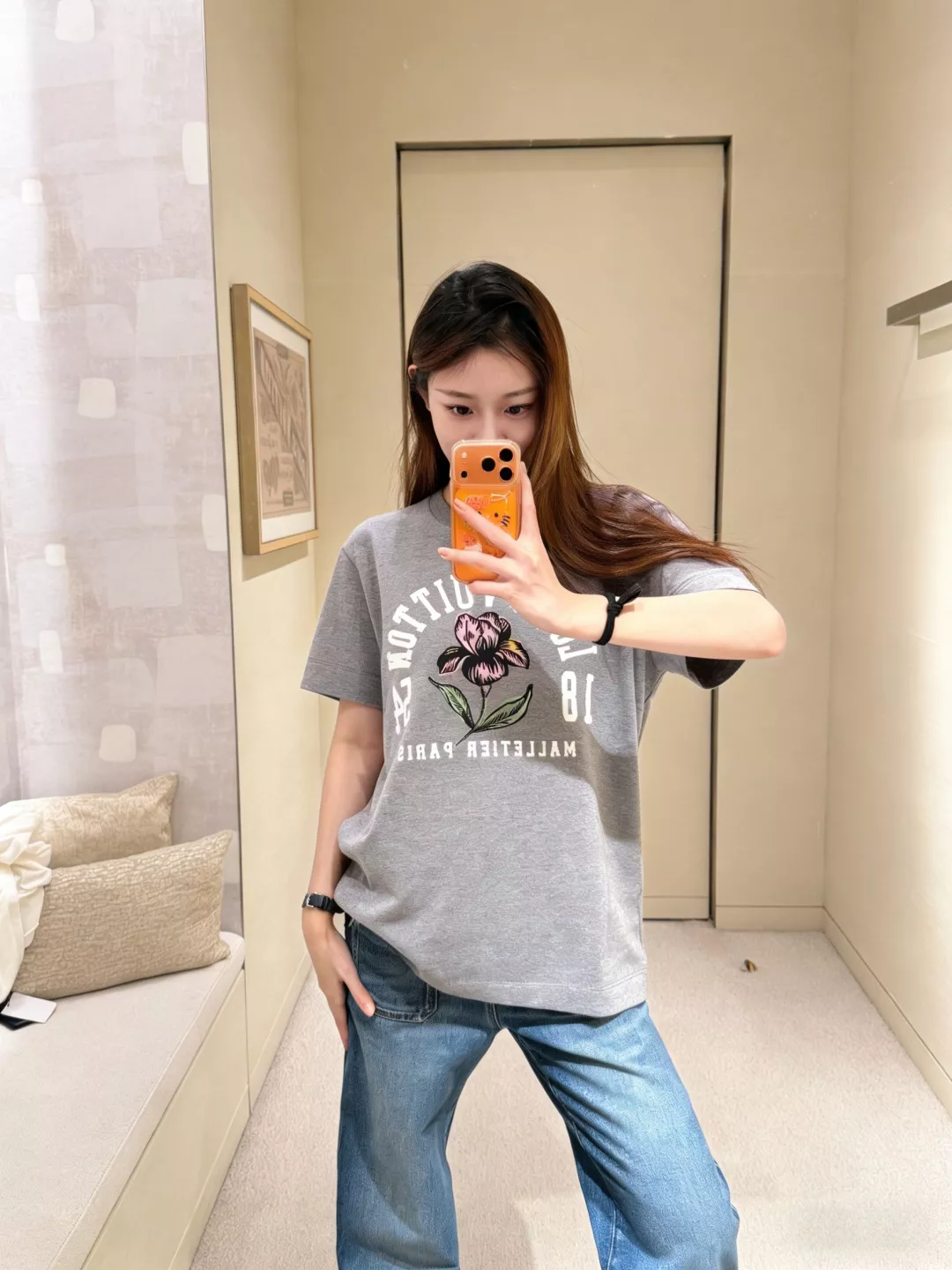 루이비통 아이리스 프린트 원형 넥 반소매 탑 상세 이미지 9