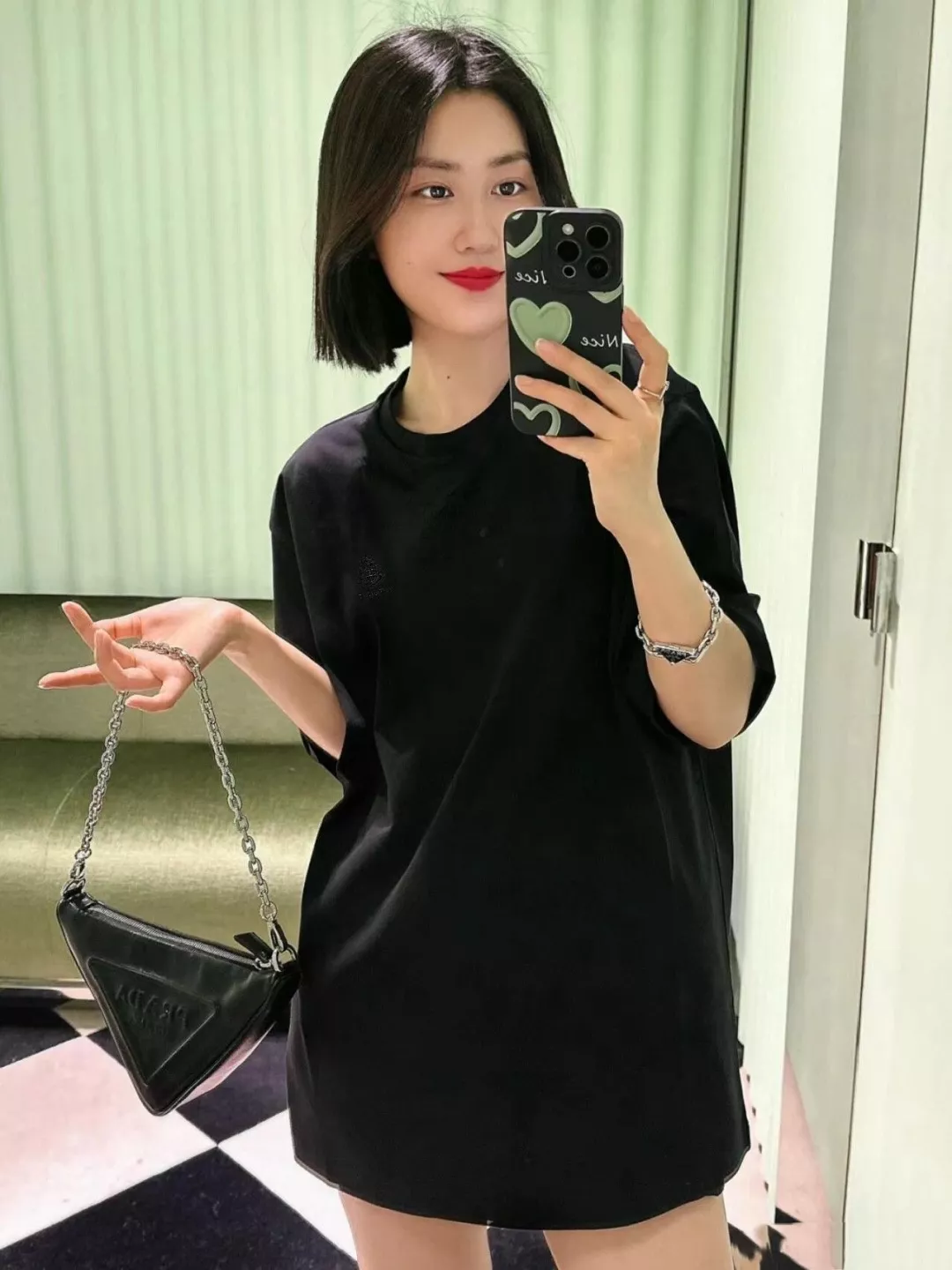 프라다 스쿨 엠블럼 자수 라운드 반팔 상세 이미지 9