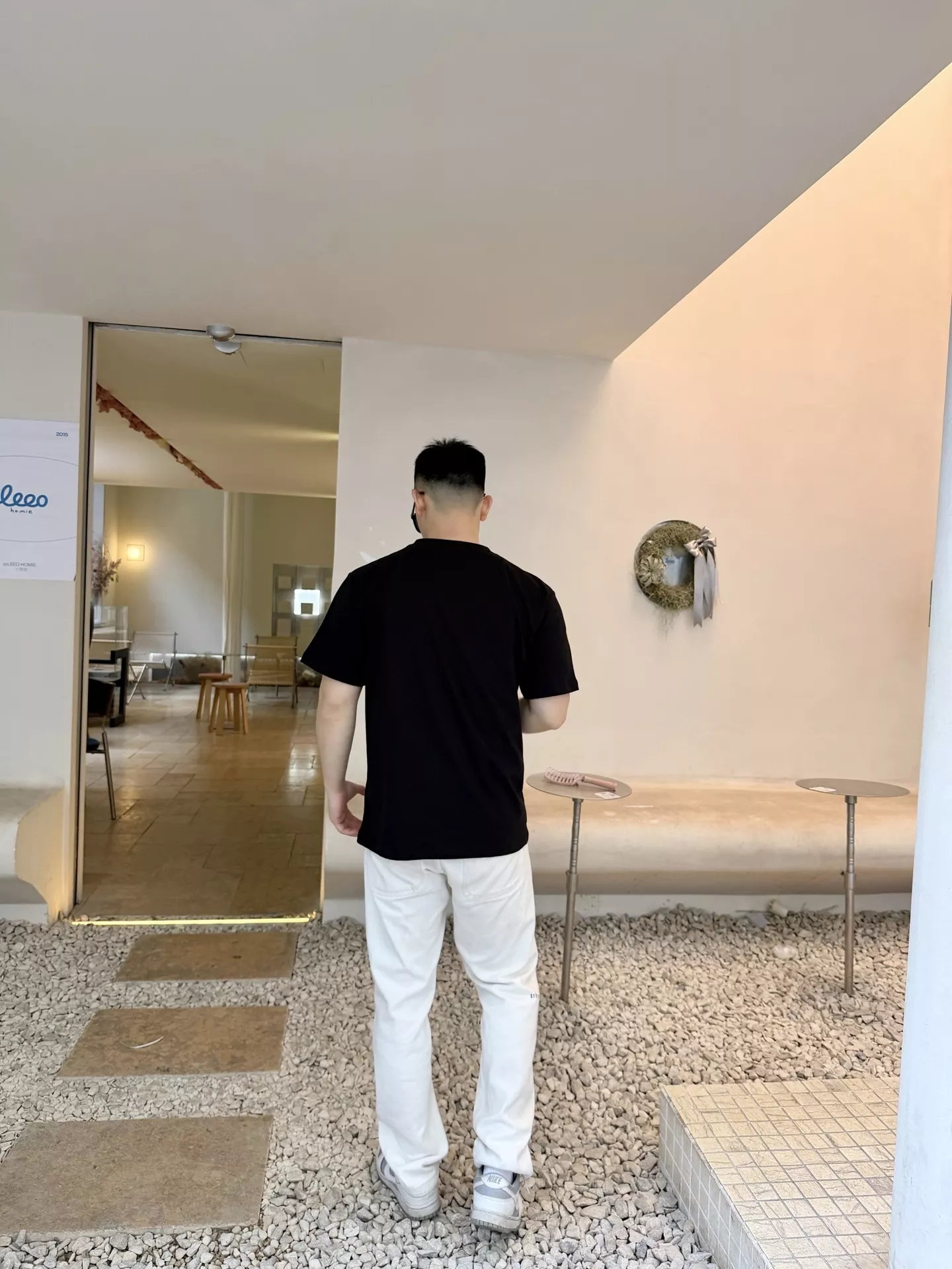 디올 코튼 자수 반소매 티셔츠 상세 이미지 16