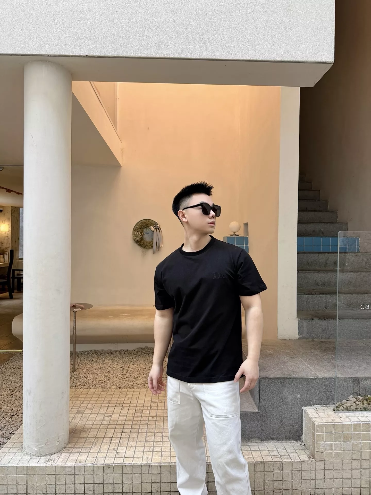 디올 코튼 자수 반소매 티셔츠 상세 이미지 10