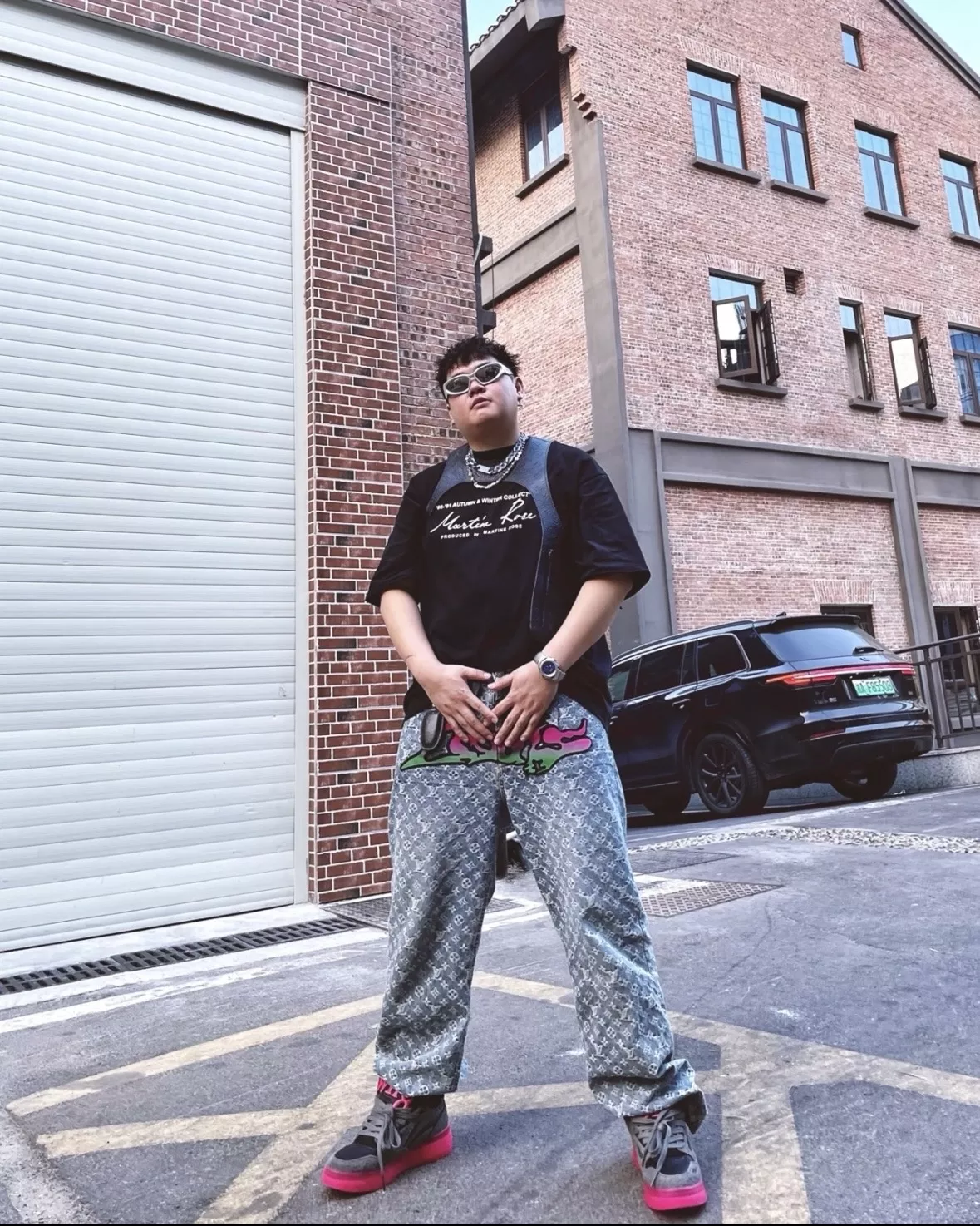 루이비통 그라데이션 그래피티 모노그램 데님 팬츠 상세 이미지 13