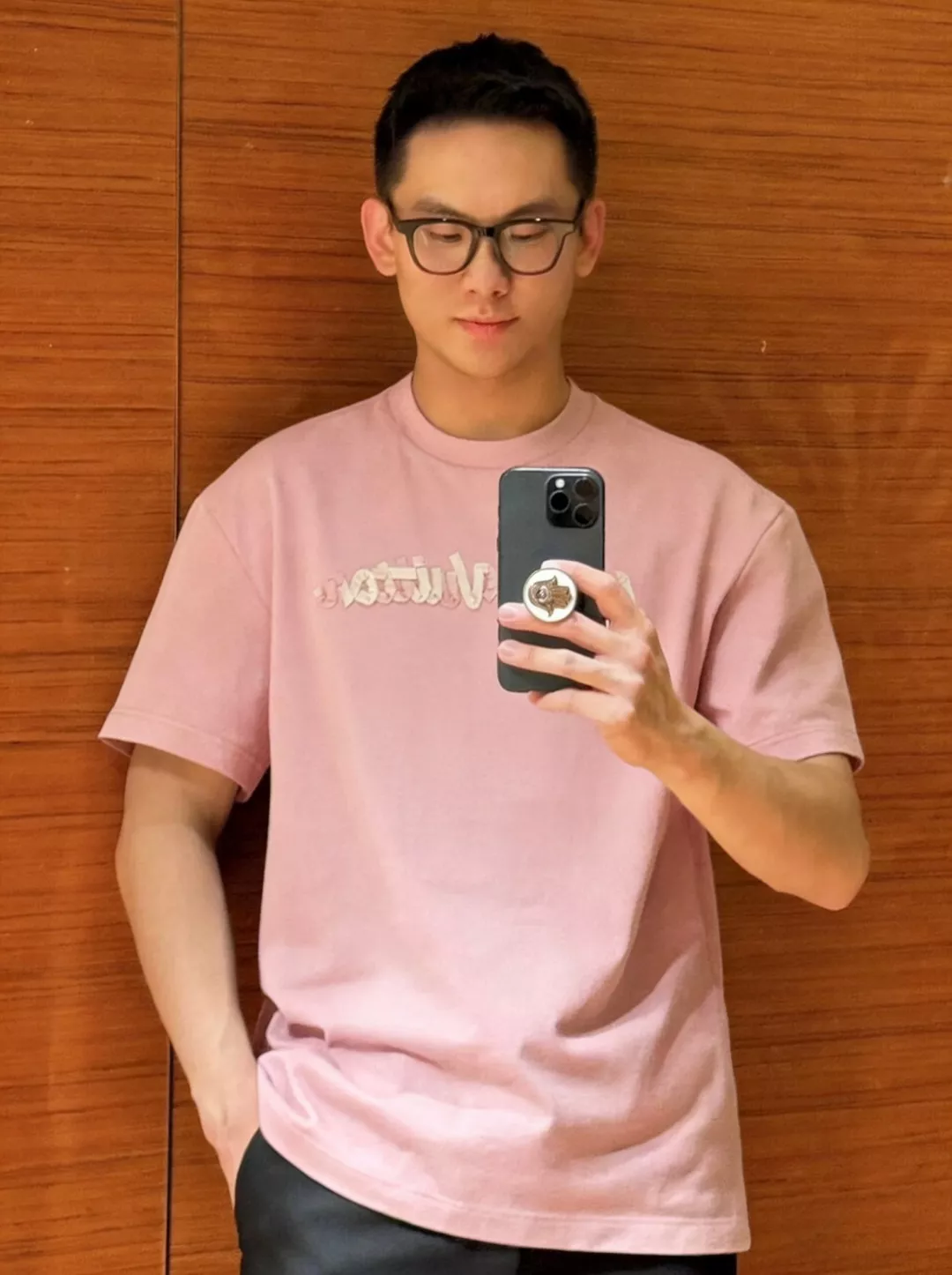 루이비통 입체 로고 원형 넥 반소매 티셔츠 상세 이미지 33