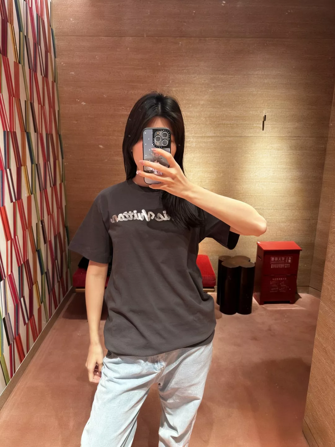 루이비통 입체 로고 원형 넥 반소매 티셔츠 상세 이미지 51