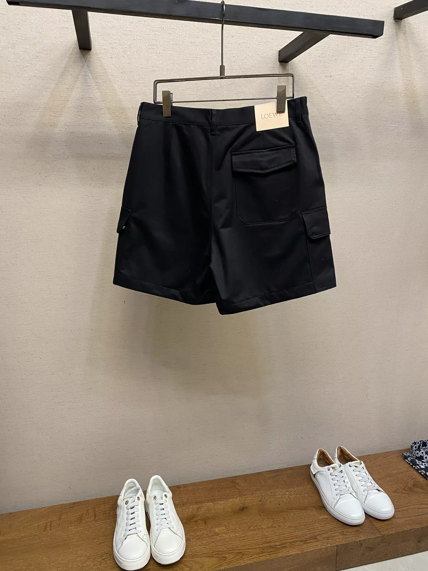 로에베 블랙 카고 데님 쇼츠 상세 이미지 3
