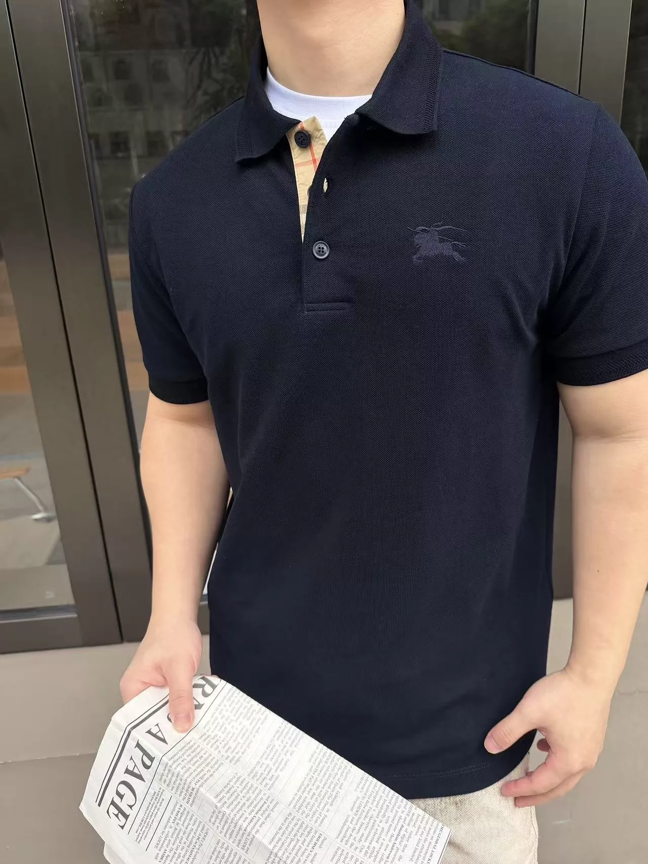 버버리 전마 자수 피케 폴로 상의 상세 이미지 9