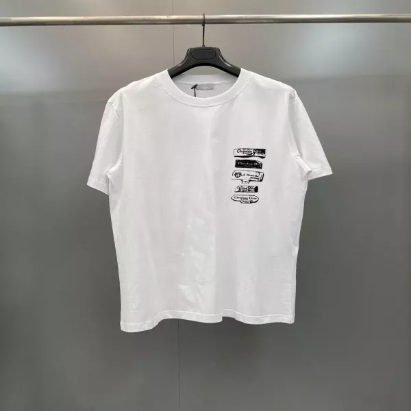 디올 아카이브 라벨 프린트 티셔츠
