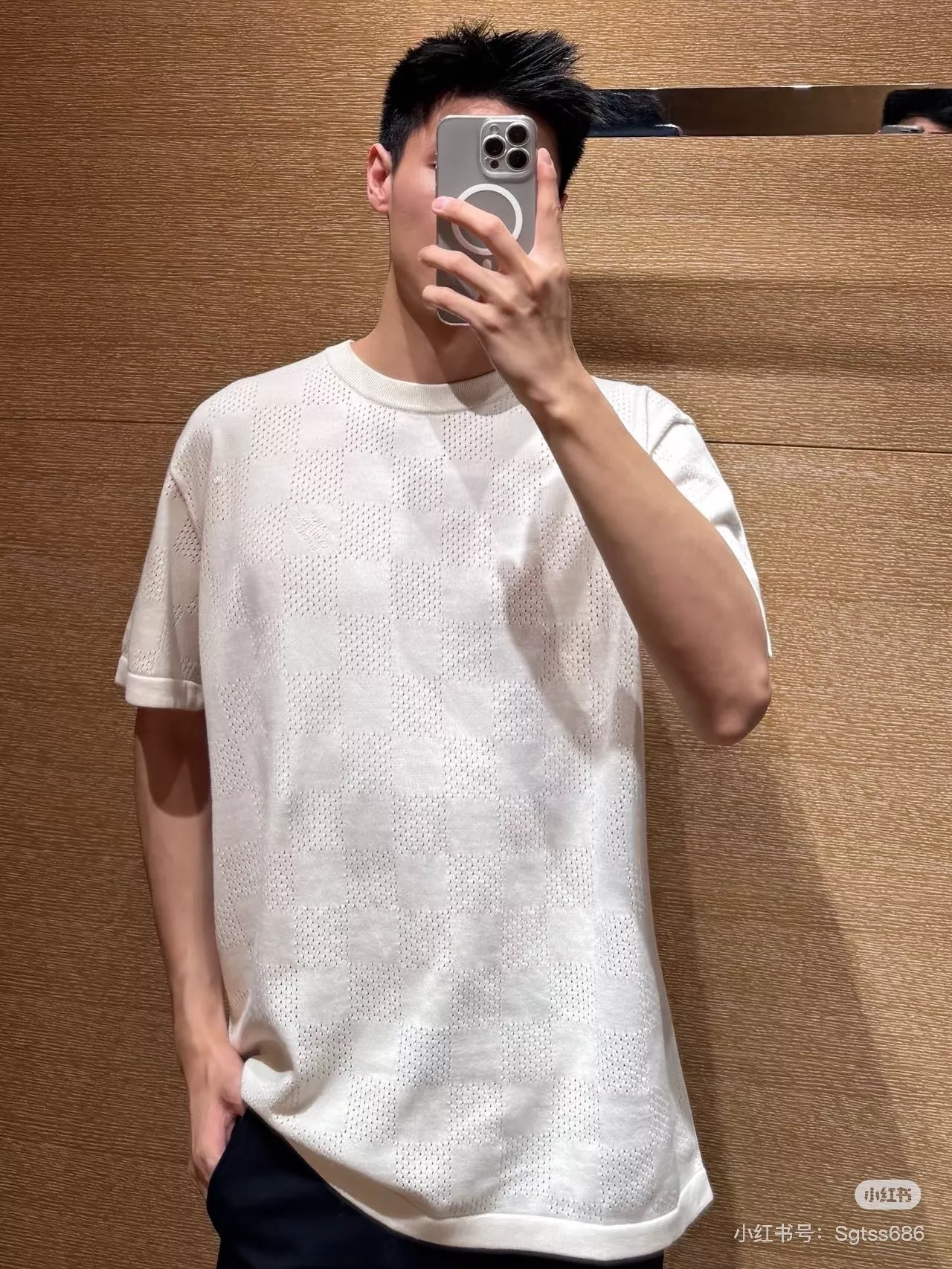 루이비통 체커보드 반팔 라운드 티셔츠 상세 이미지 17