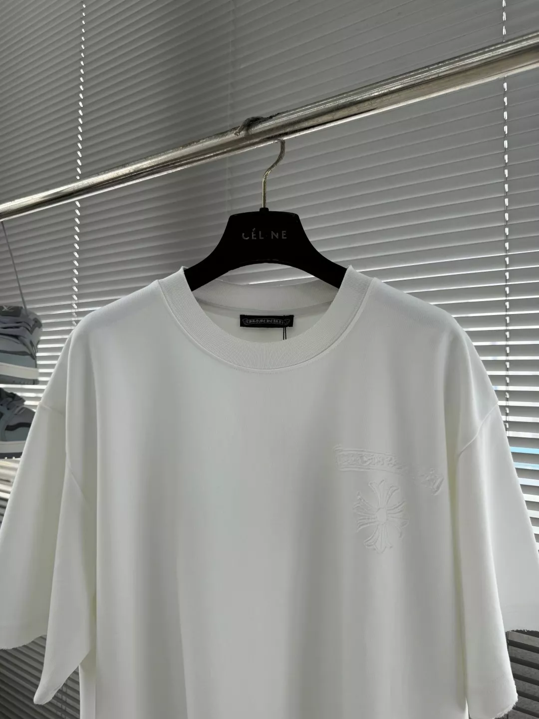 크롬하츠 로고 포인트 오버핏 티셔츠 상세 이미지 2