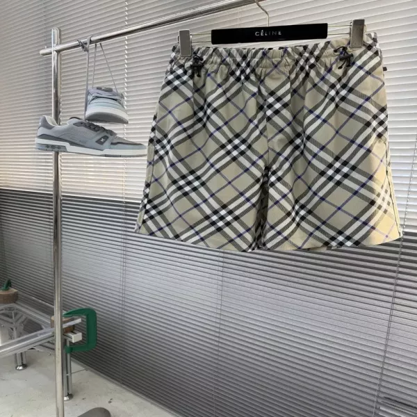 버버리 체크 드로스트링 쇼츠