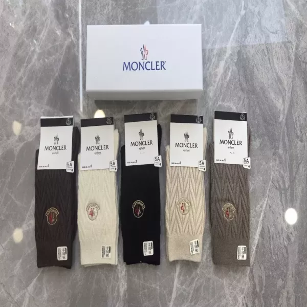 몽클레어 캐시미어 자수 중장목 양말