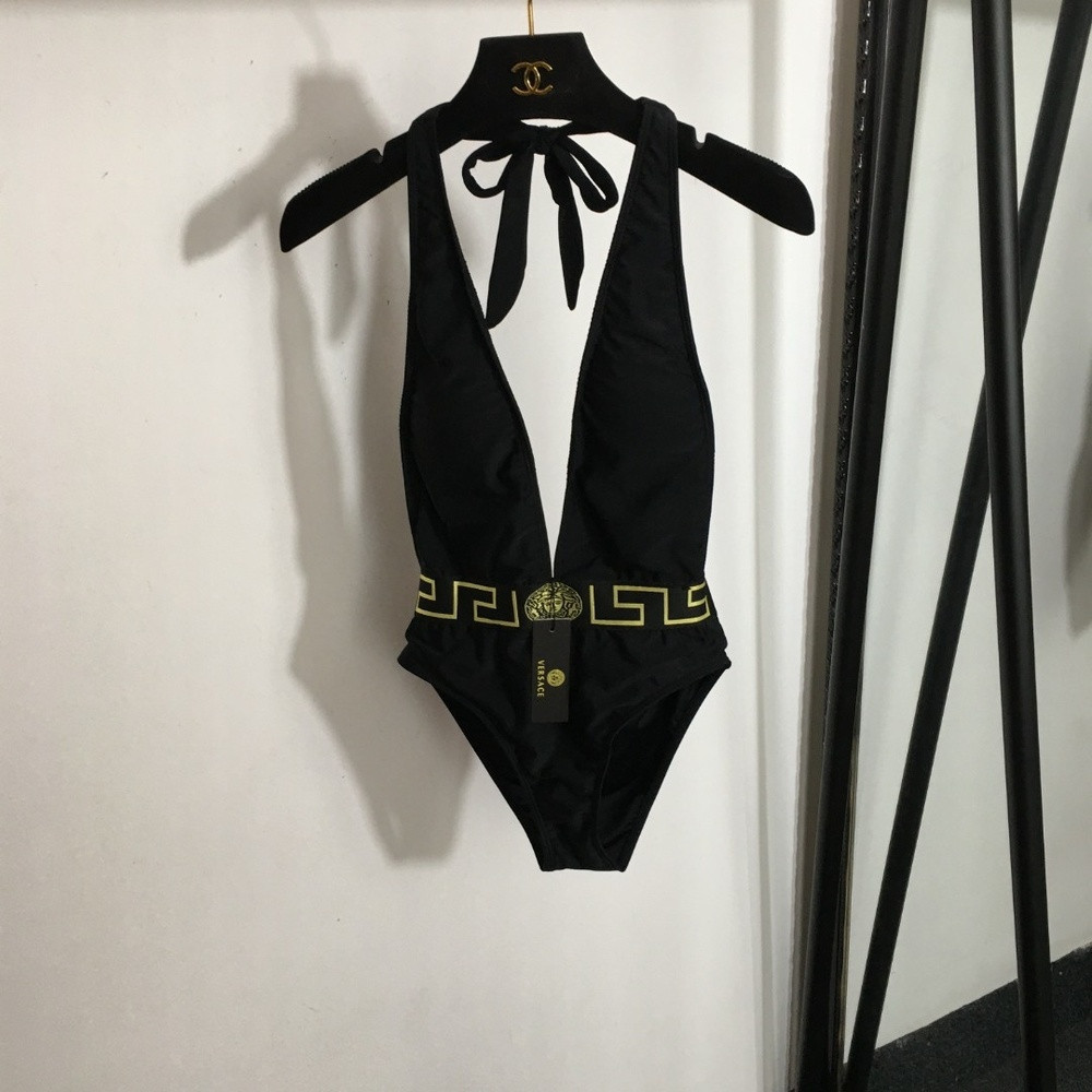 베르사체 메두사 밴드 포인트 홀터넥