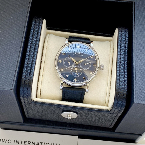 IWC샤프하우젠 포르투기저 문페이즈 멀티펑션 시계