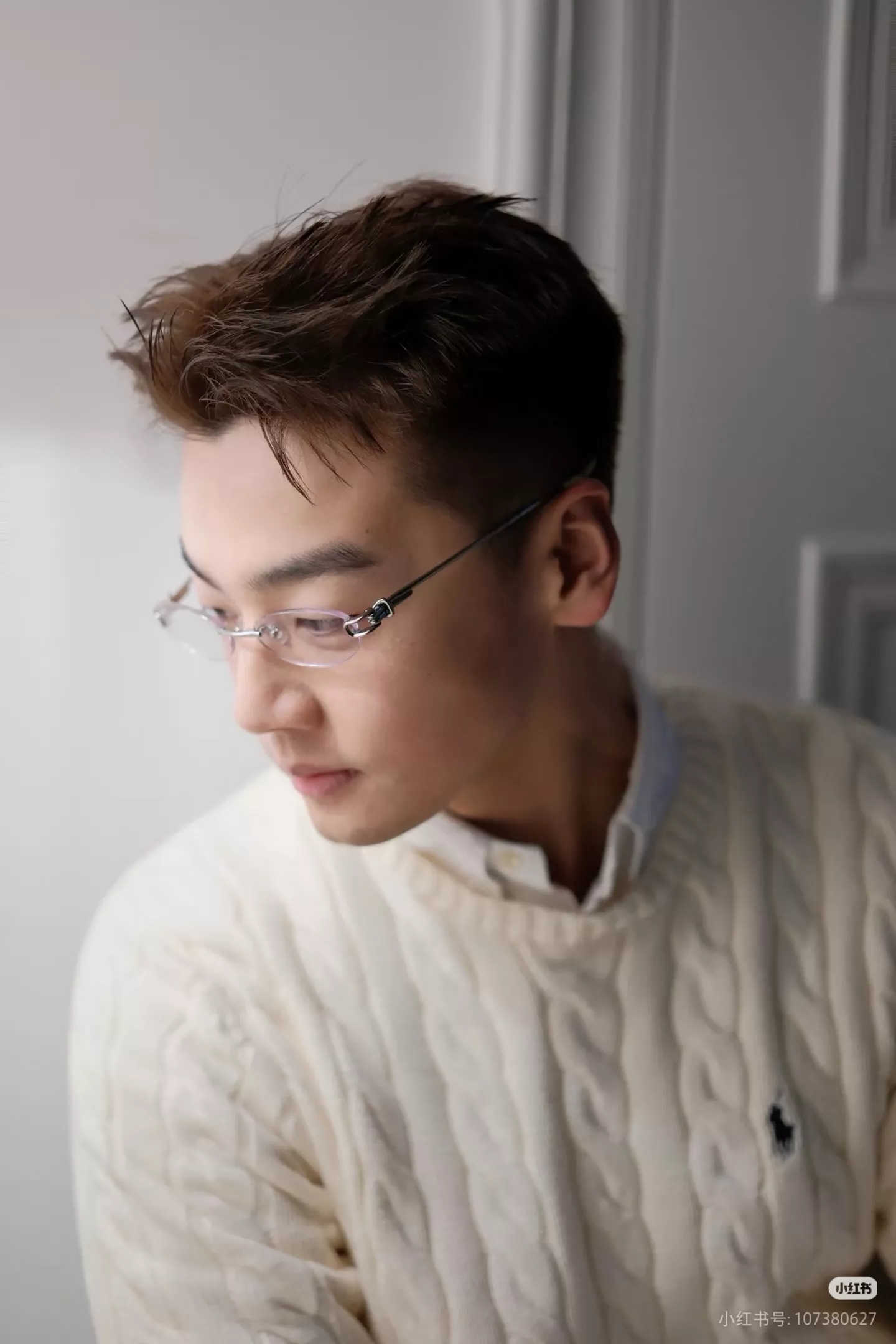 젠틀몬스터 식물 구조 디테일 티타늄 안경 상세 이미지 95