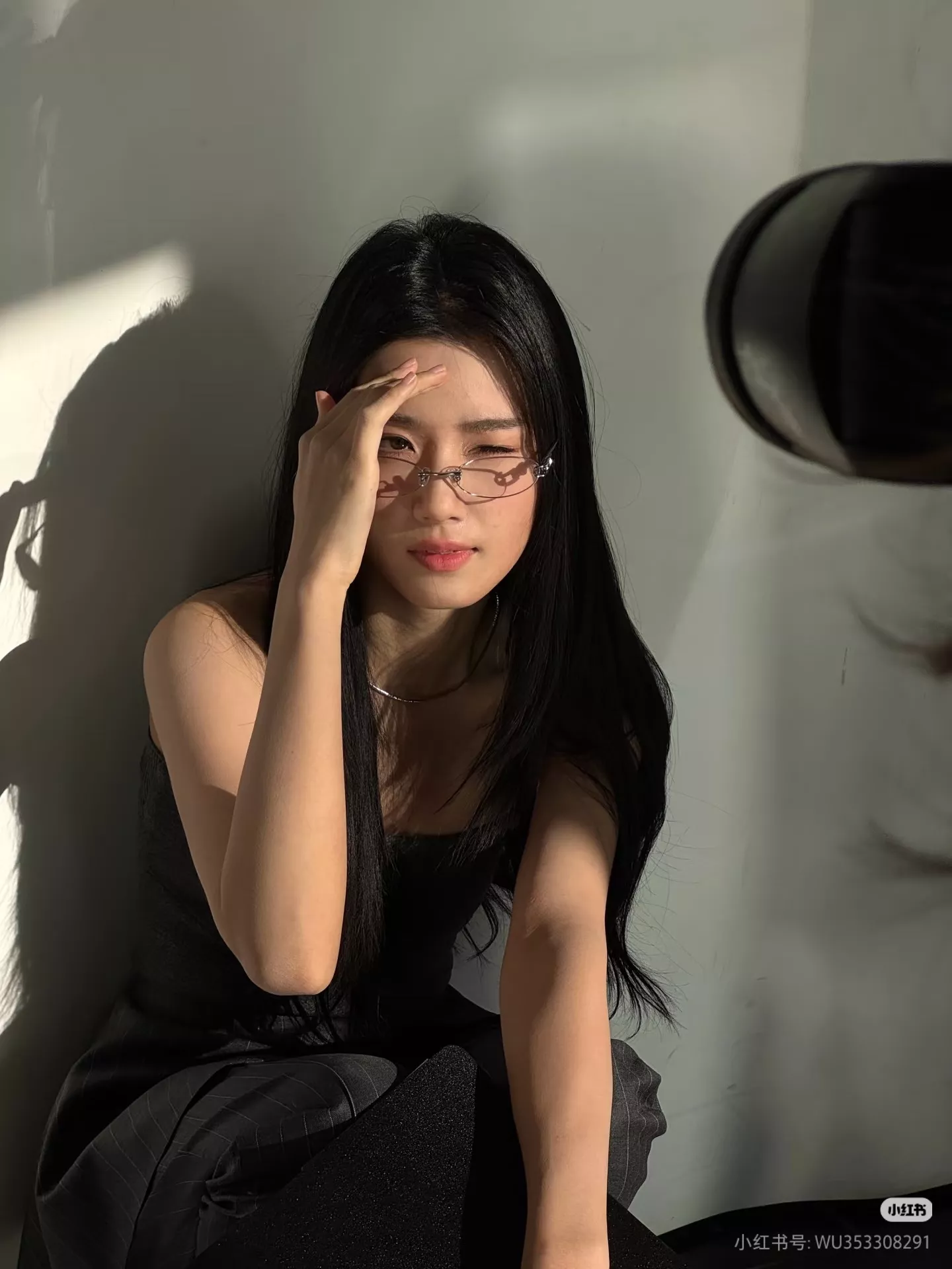 젠틀몬스터 식물 구조 디테일 티타늄 안경 상세 이미지 80