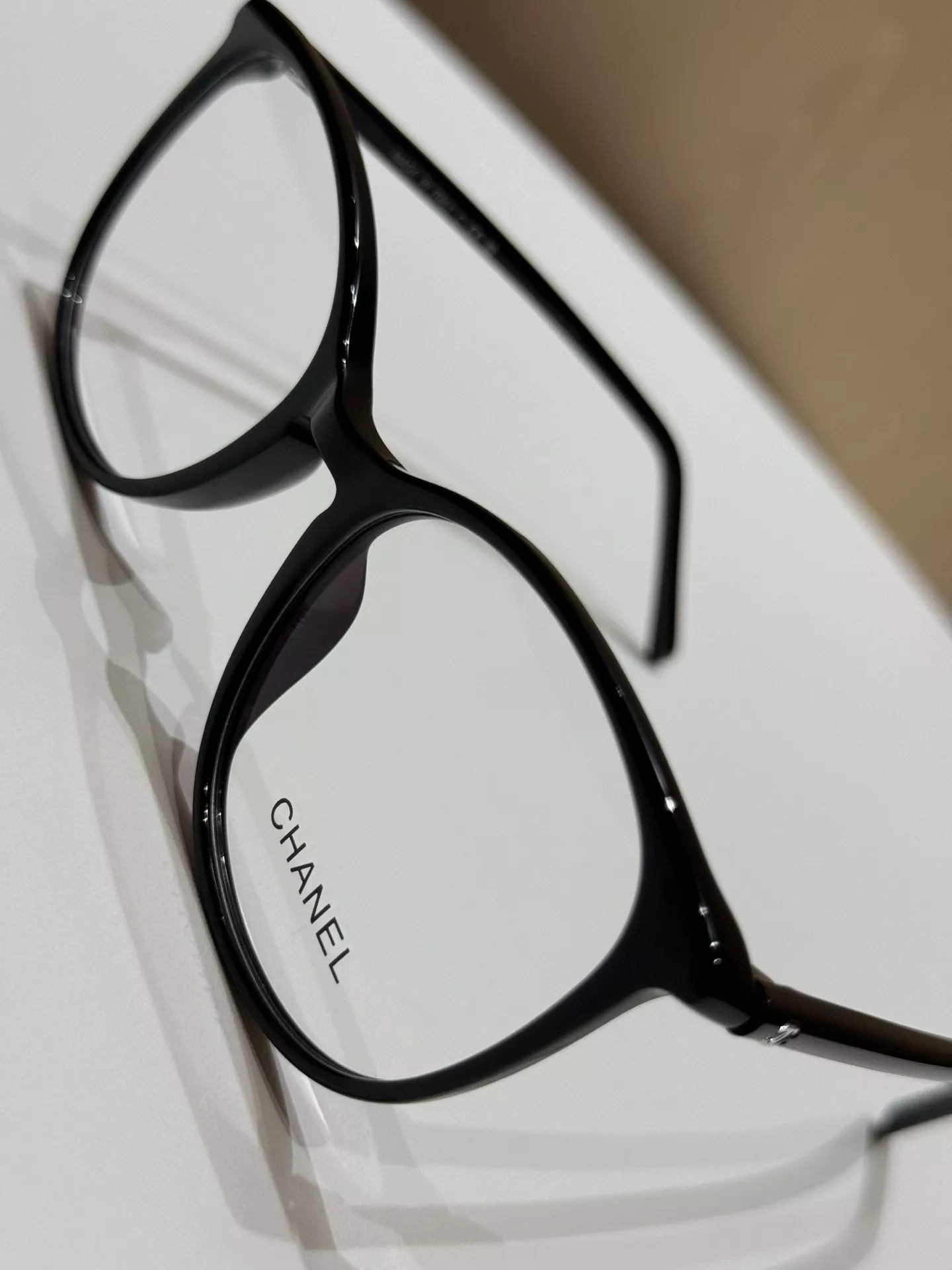 샤넬 클래식 더블씨 라운드 안경테 상세 이미지 36
