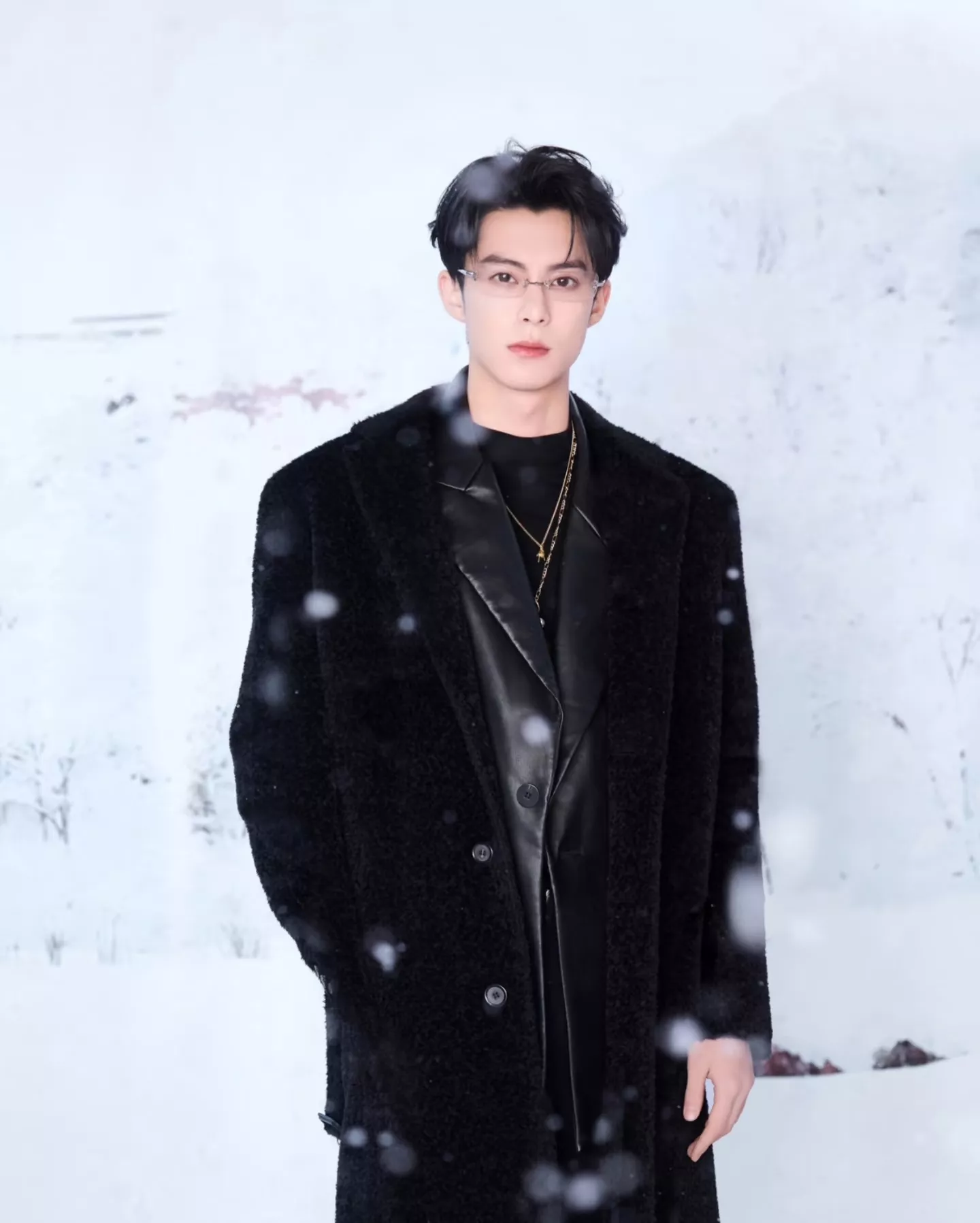 젠틀몬스터 볼드 메탈 무테 안경 상세 이미지 101