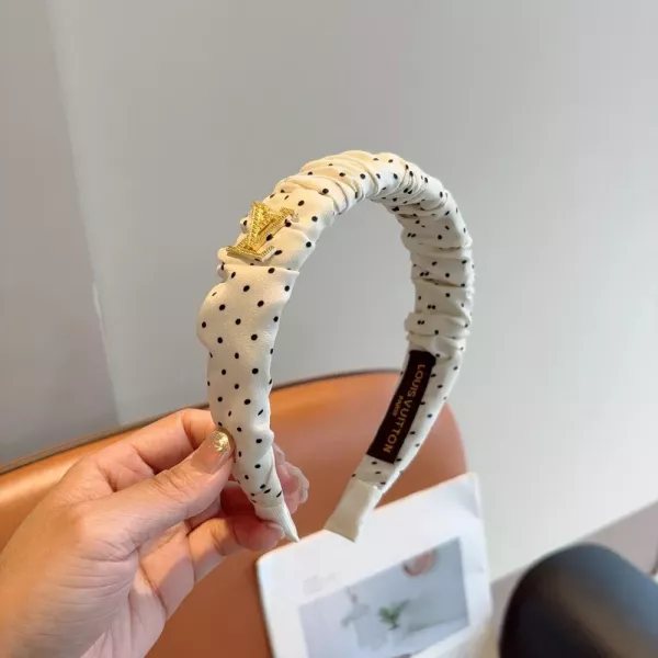 루이비통 도트 와이드 헤어 액세서리