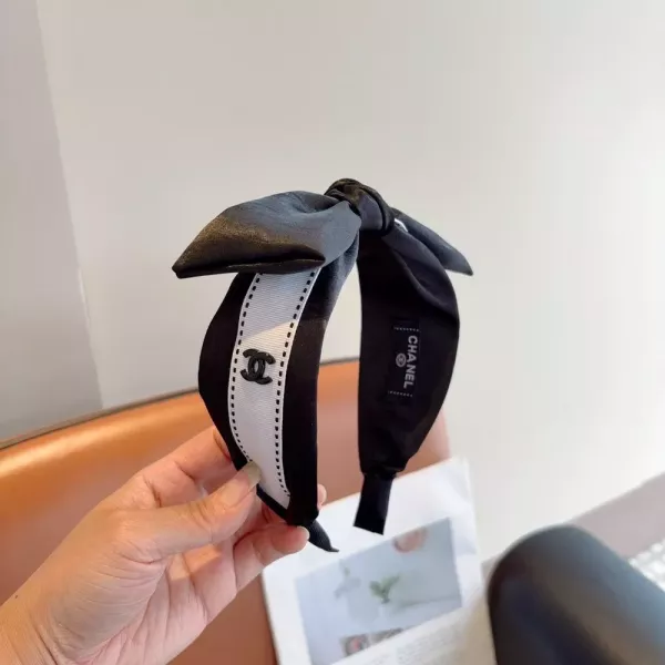 샤넬 새틴 리본 헤어밴드