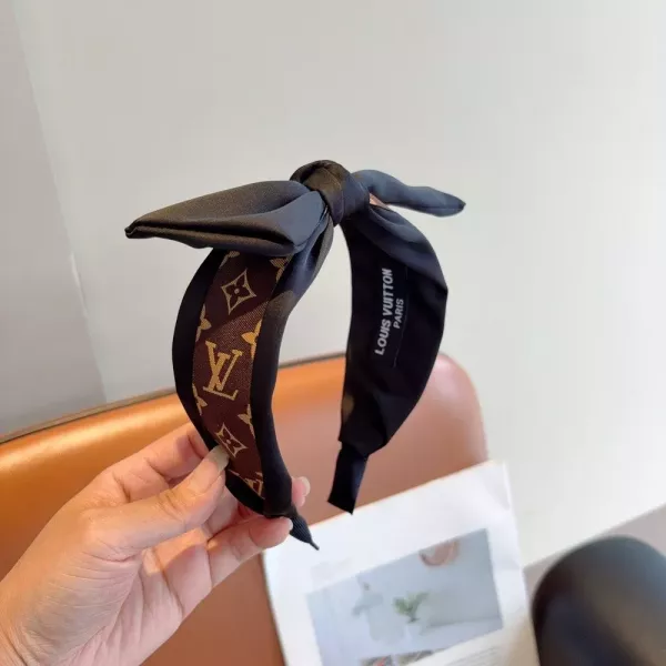 루이비통 클래식 모노그램 리본 헤어밴드