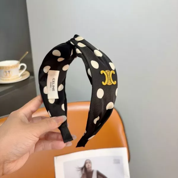 셀린느 도트 크로스 헤어 액세서리