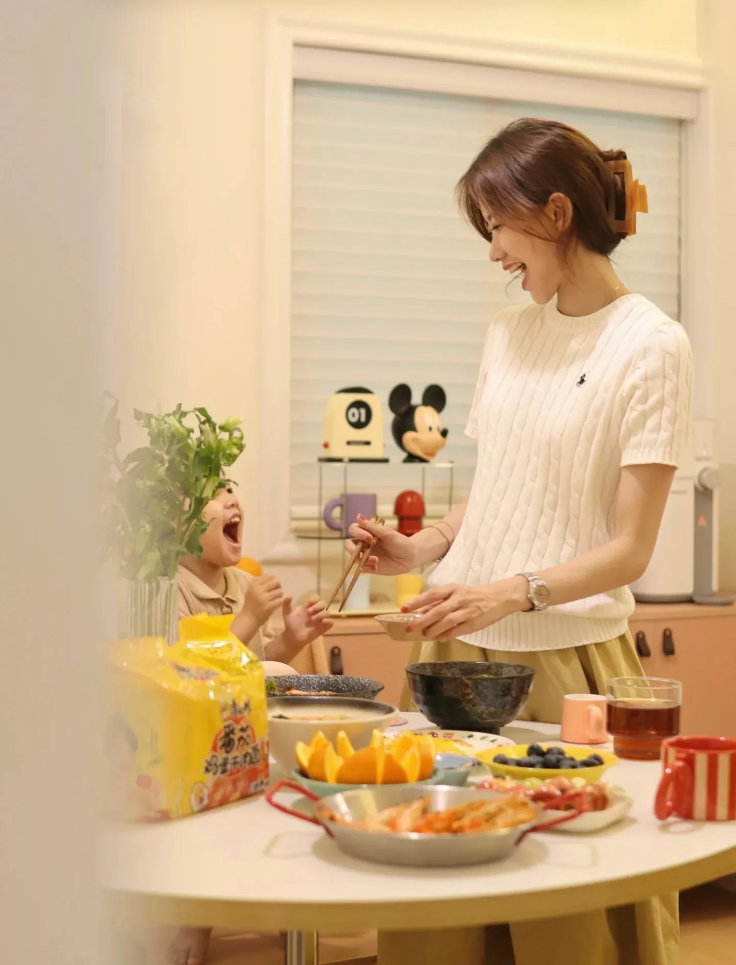 랄프로렌 케이블 니트 라운드넥 반소매 탑 상세 이미지 12