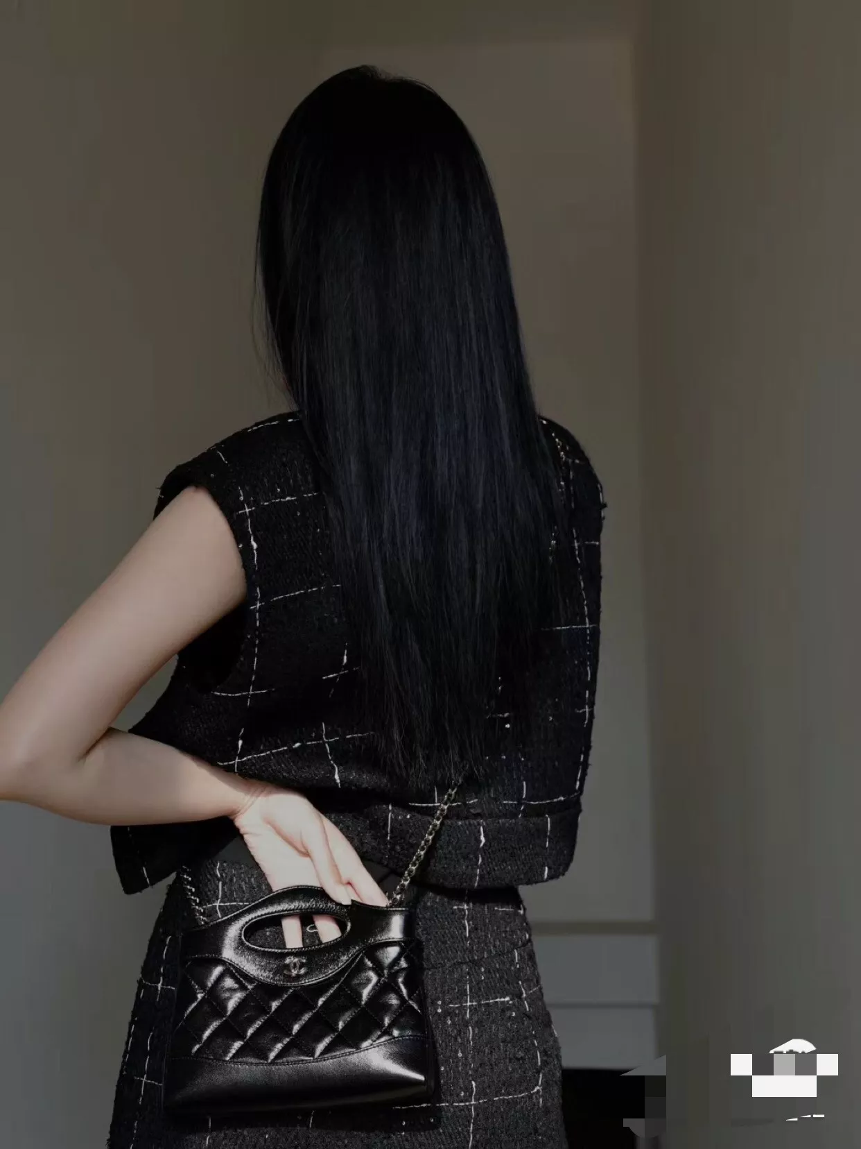 샤넬 퀼팅 체인 미니 탑핸들 백 상세 이미지 12