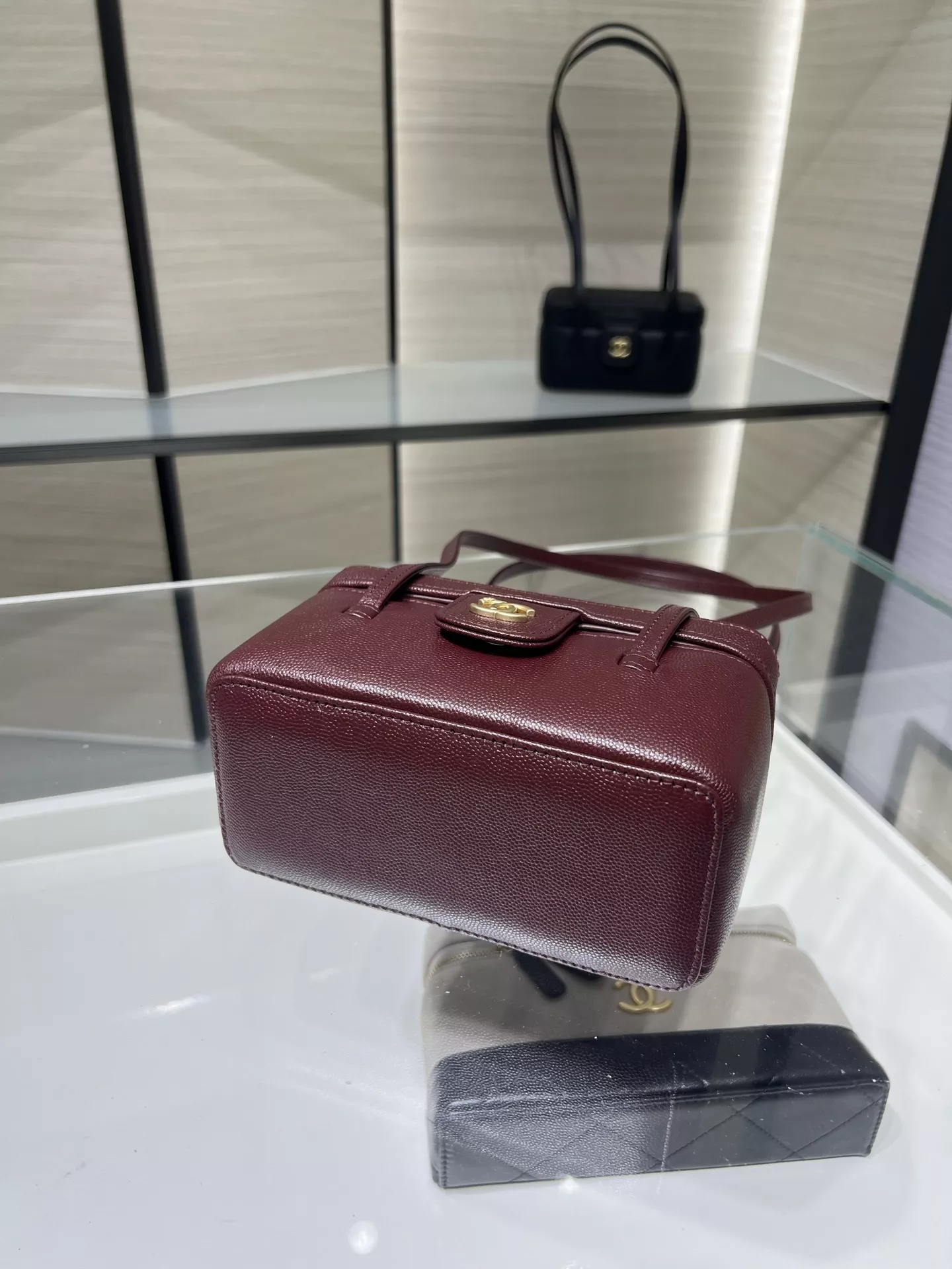 샤넬 프레피 코코 언더암 롱핸들 백 상세 이미지 4