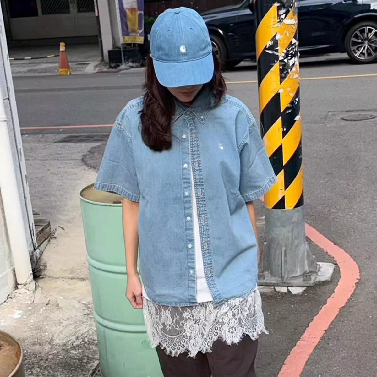 칼하트 워싱 자수 로고 데님 반소매 셔츠 상세 이미지 24