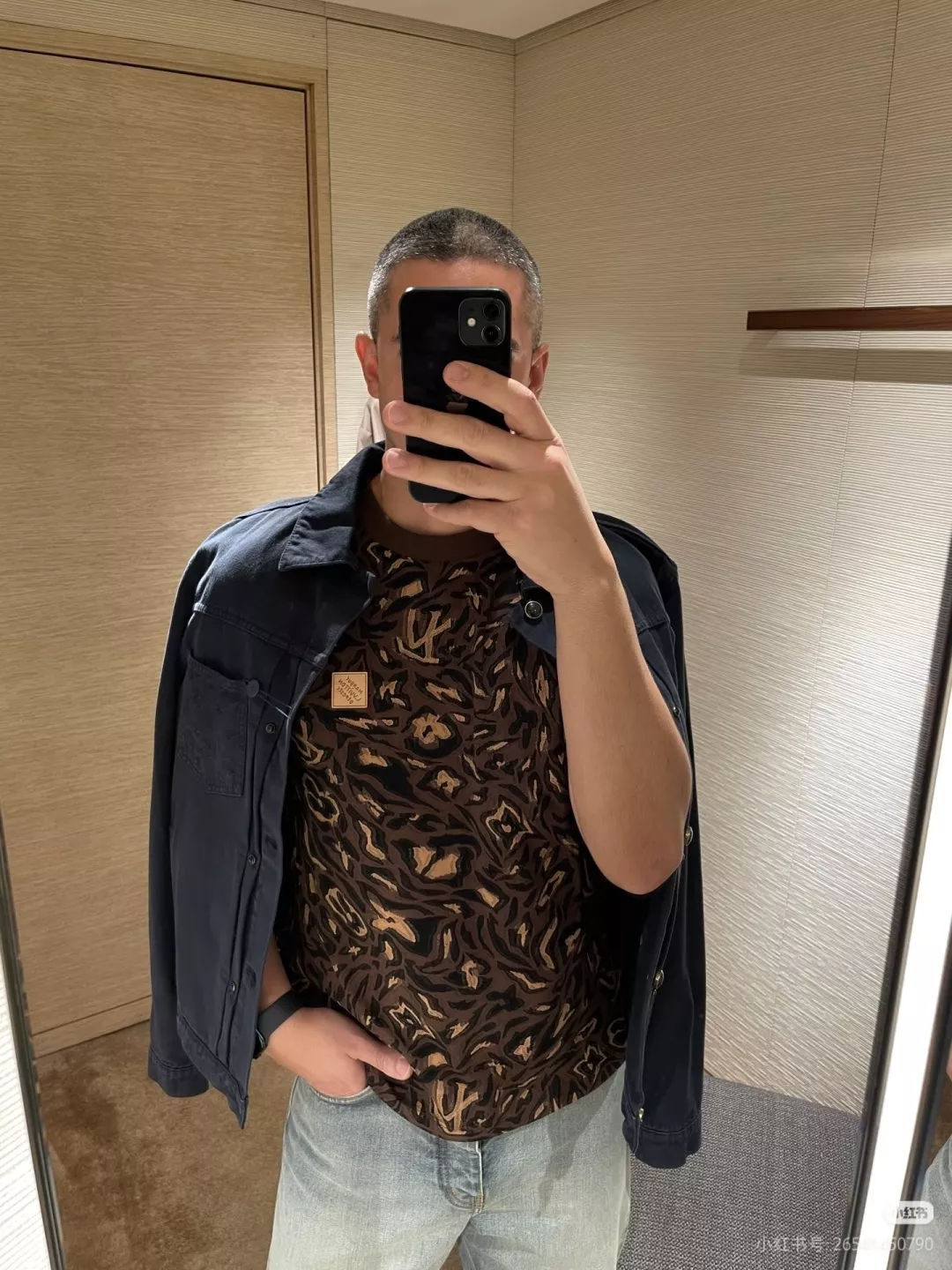 루이비통 카모 모노그램 자카드 니트 반소매 상세 이미지 18