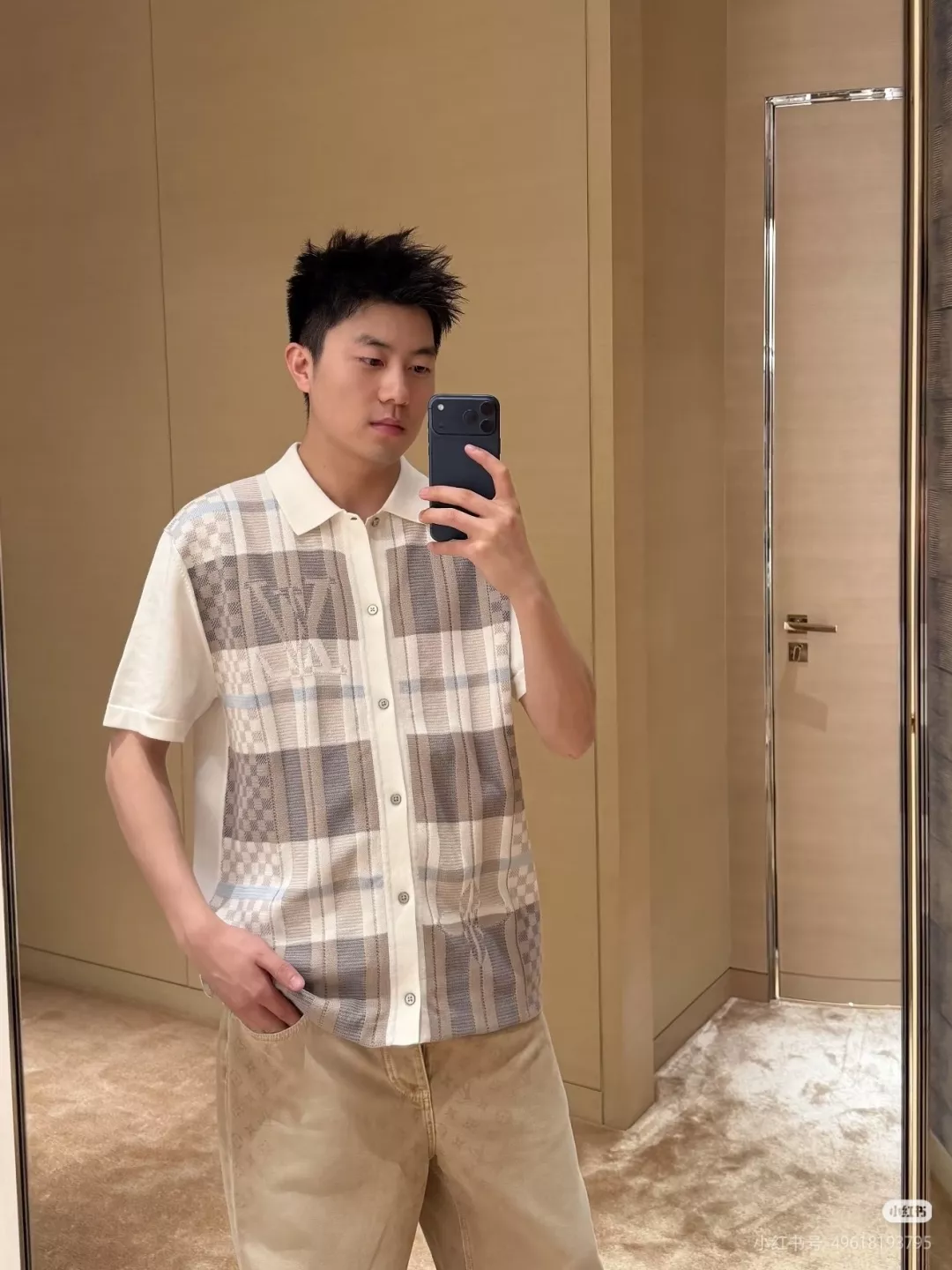루이비통 격자 자카드 플라워 니트 반소매 상세 이미지 10