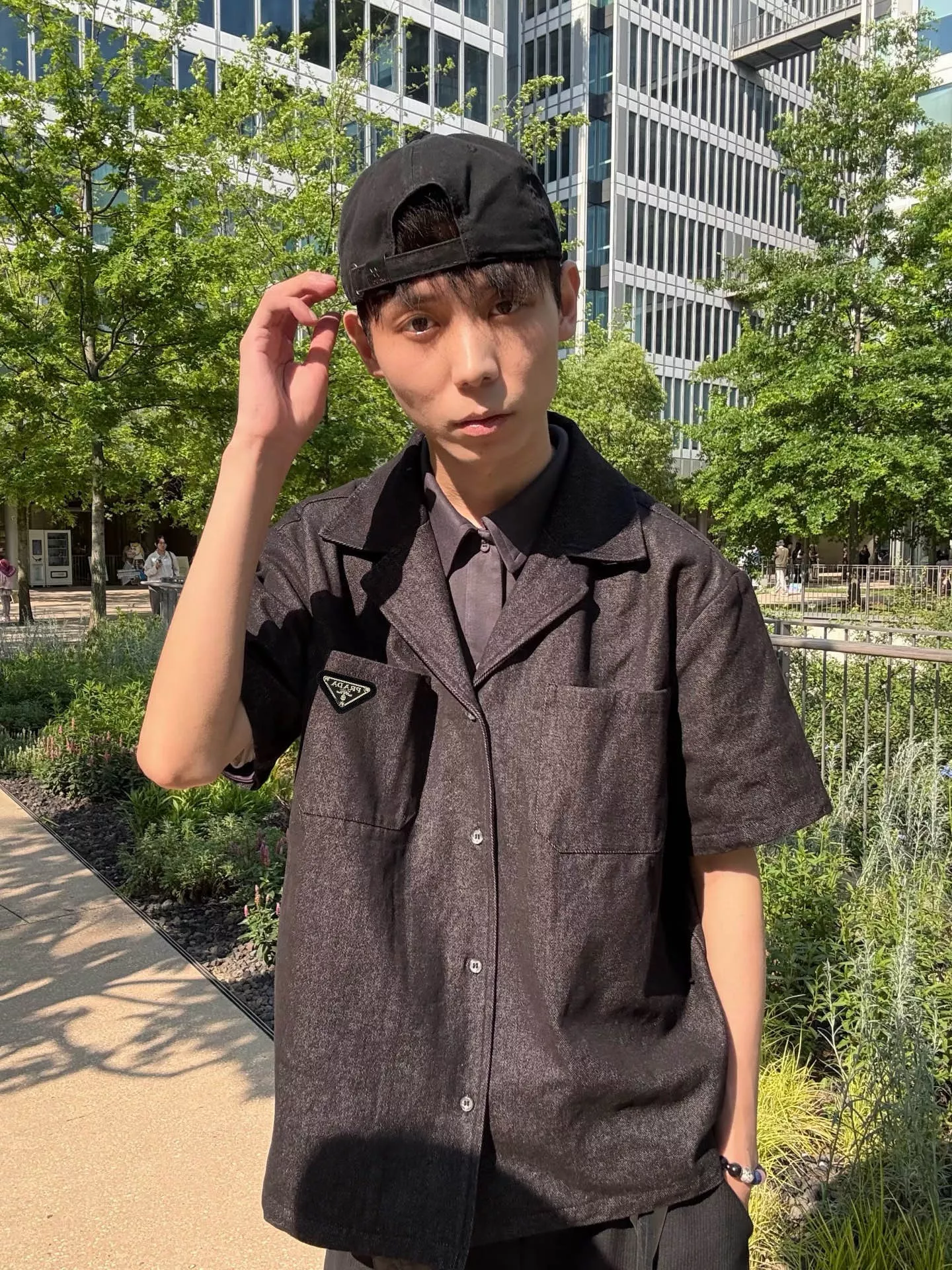 프라다 빈티지 워싱 쿠바 칼라 데님 셔츠 상세 이미지 4