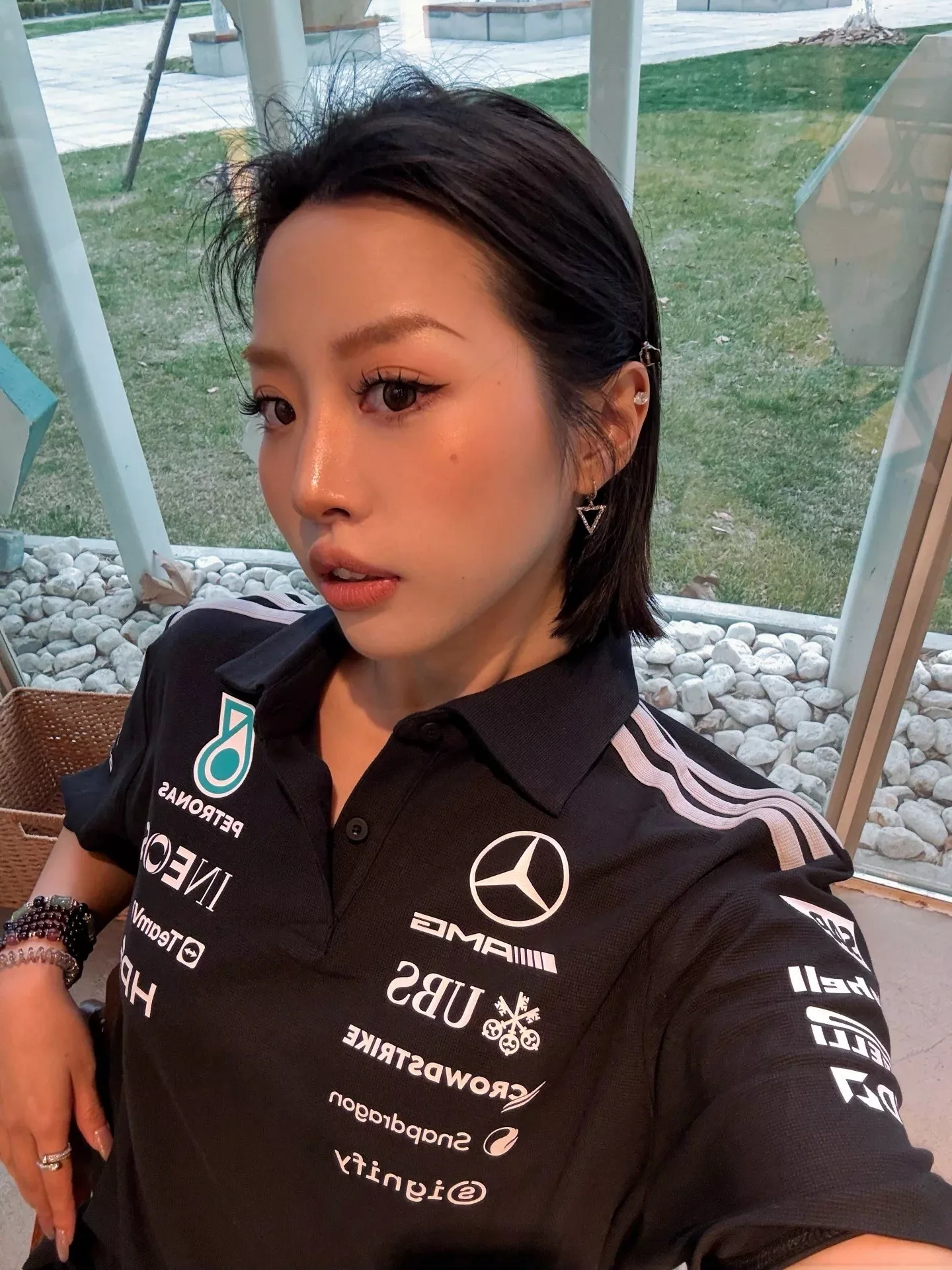 아디다스 메르세데스 AMG 페트로나스 F1팀 반소매 폴로 셔츠 상세 이미지 17