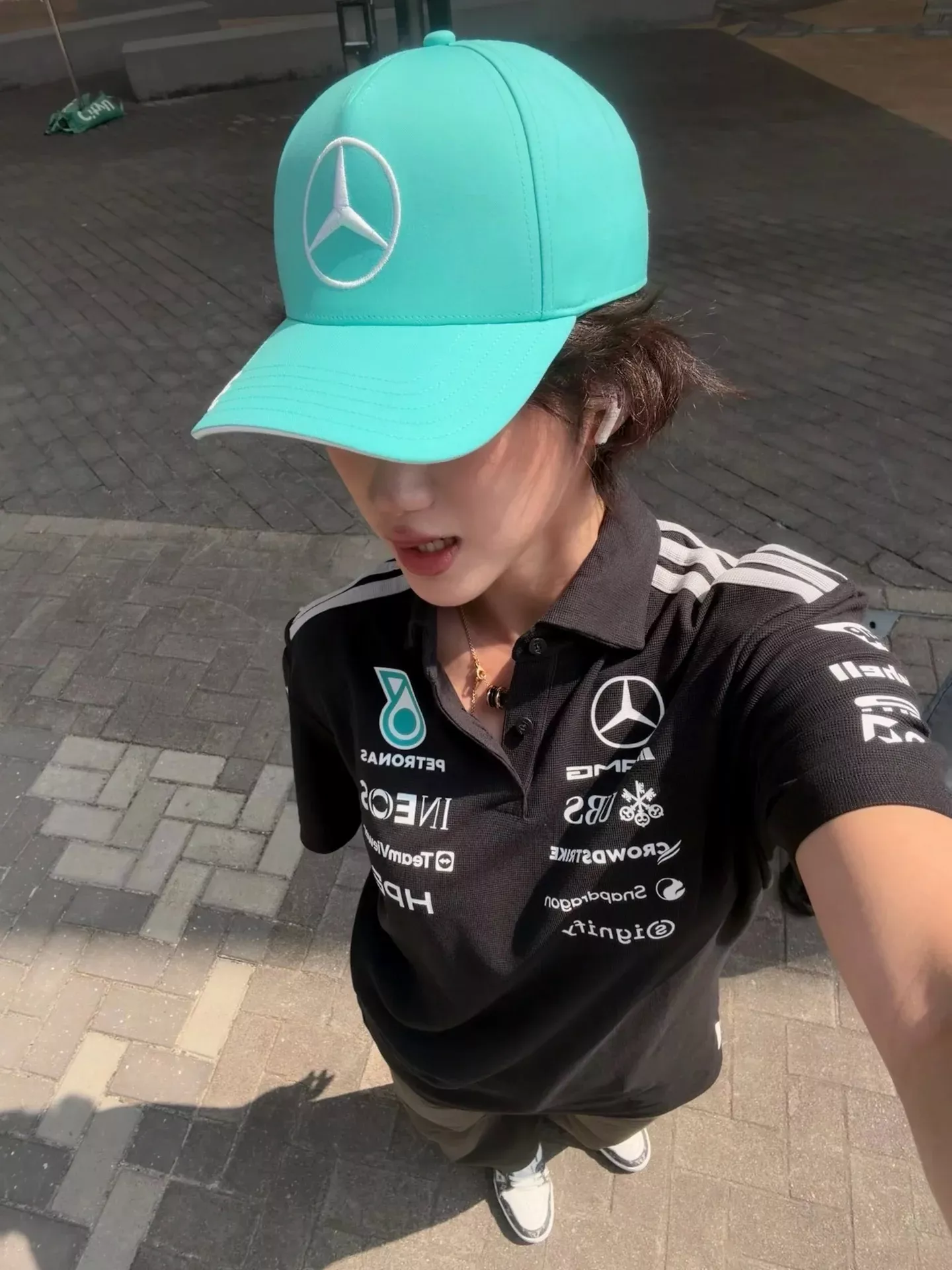 아디다스 메르세데스 AMG 페트로나스 F1팀 반소매 폴로 셔츠 상세 이미지 14