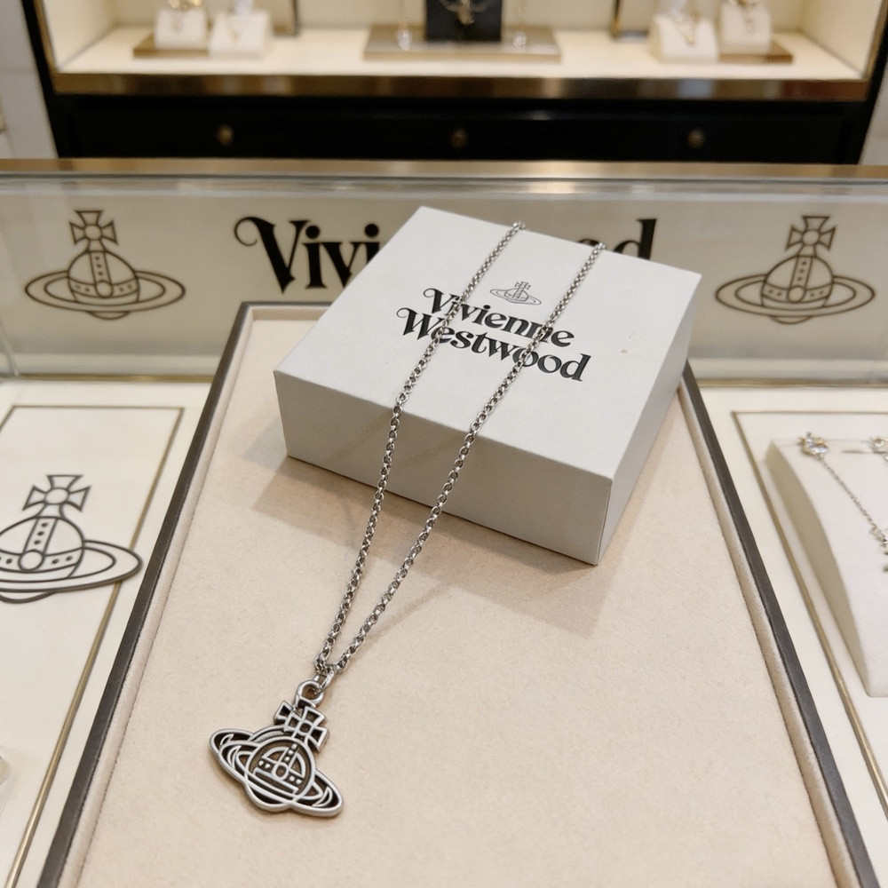 비비안웨스트우드 클래식 토성 체인 목걸이