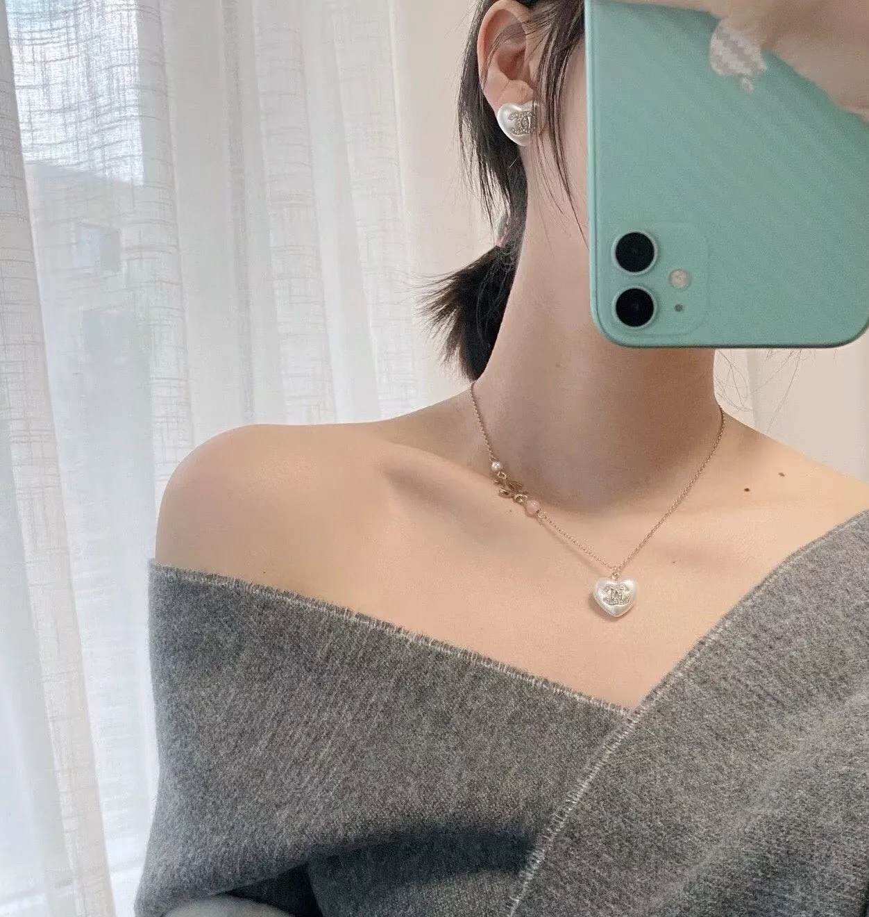 샤넬 진주 하트 레진 장식 목걸이 상세 이미지 8