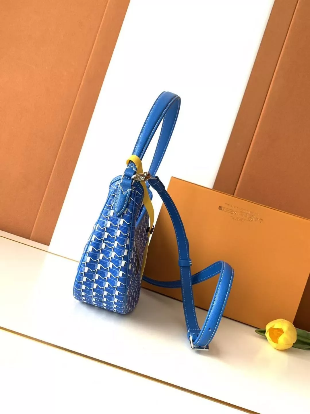 body_e051b7e852b9748f.webp