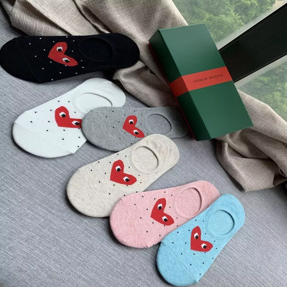 꼼데가르송 하트 포인트 혼색 코튼 덧신