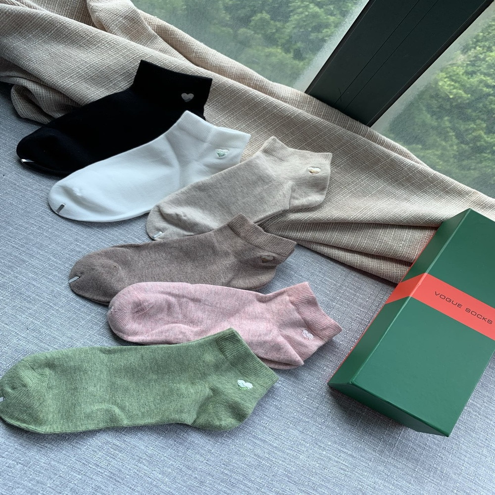 노브랜드 하트 자수 코튼 숏삭스
