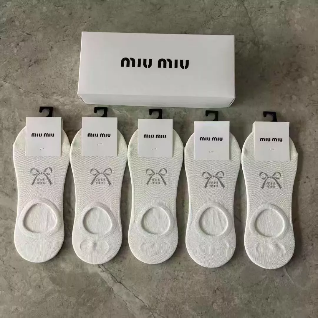 미우미우 리본 로고 포인트 덧신 양말 상세 이미지 2