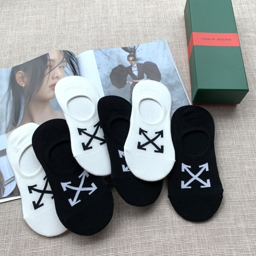 오프화이트 애로우 포인트 코튼 덧신 양말