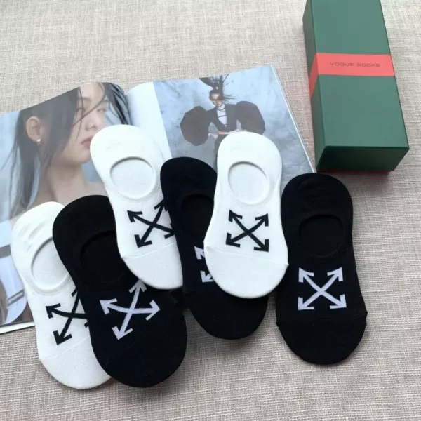오프화이트 애로우 포인트 코튼 덧신 양말
