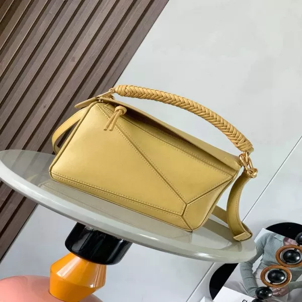 로에베 퍼즐 스몰 핸드백