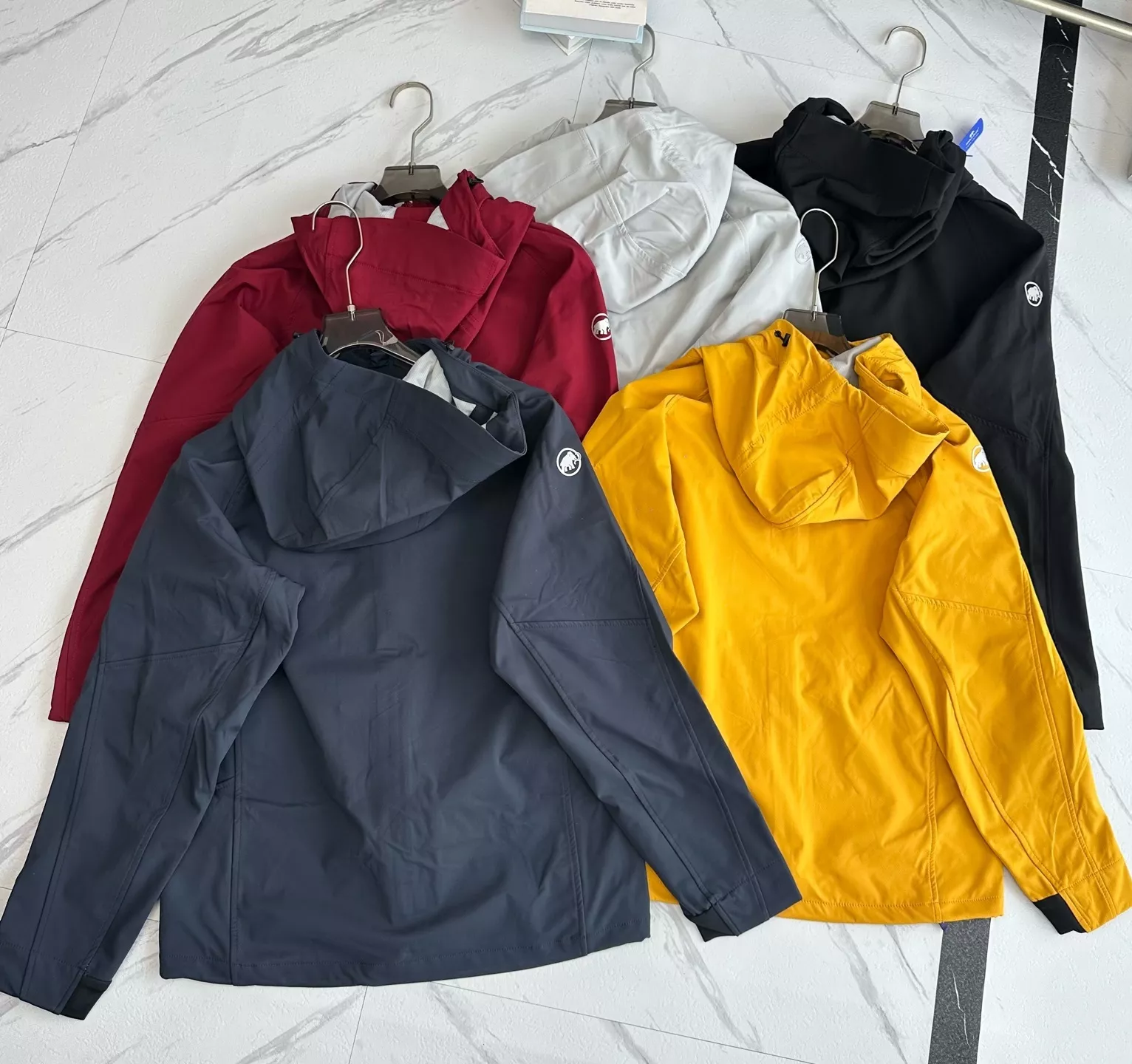 마무트 방수 소프트쉘 재킷 상세 이미지 9